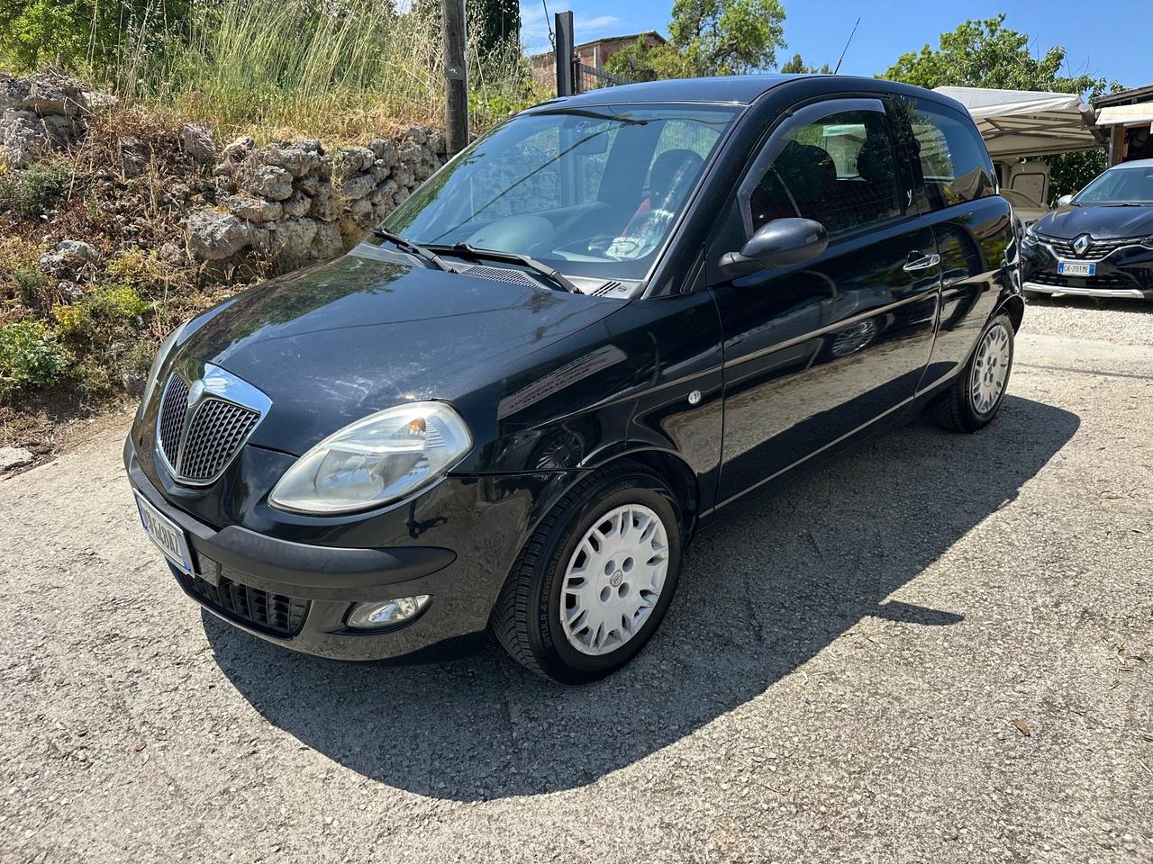 Lancia Ypsilon 1.2 Argento 80 cavalli benzina