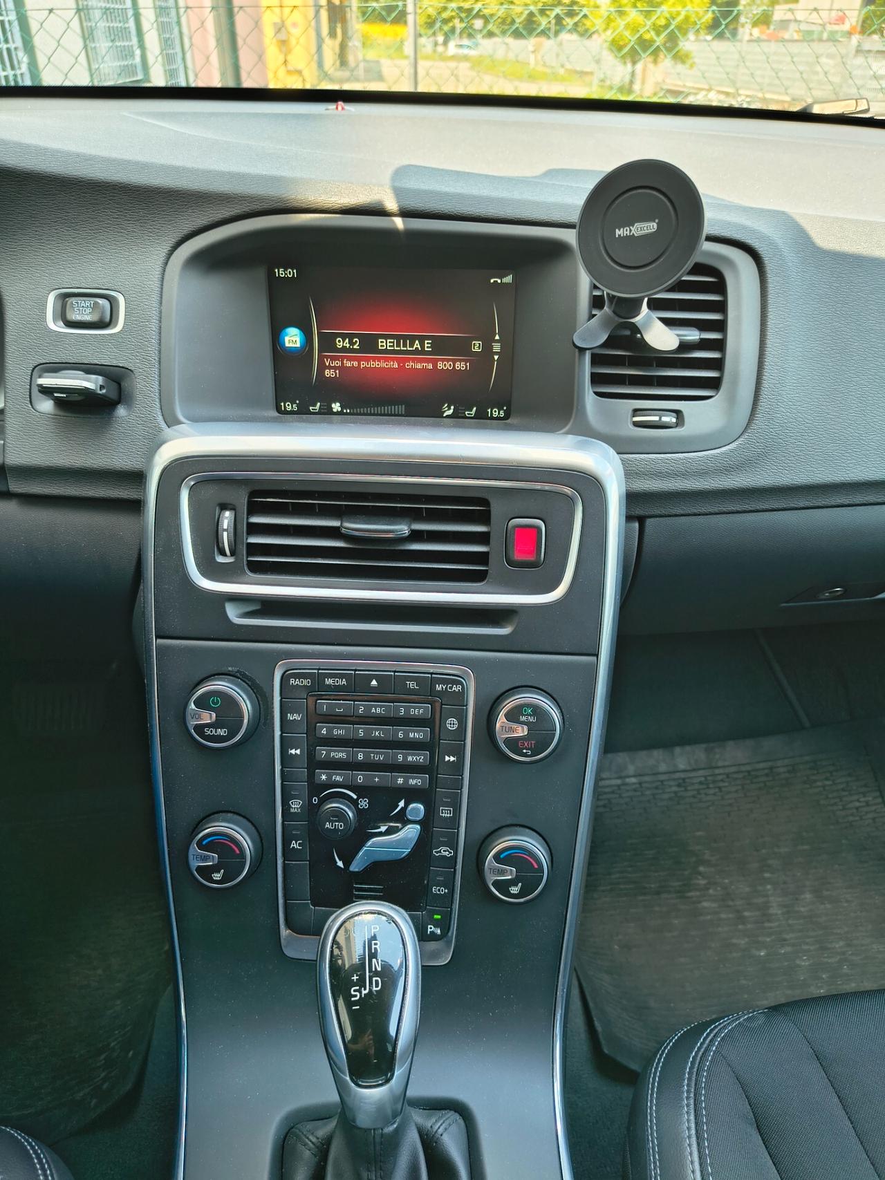 Volvo V60 Cross Country D3 Momentum
