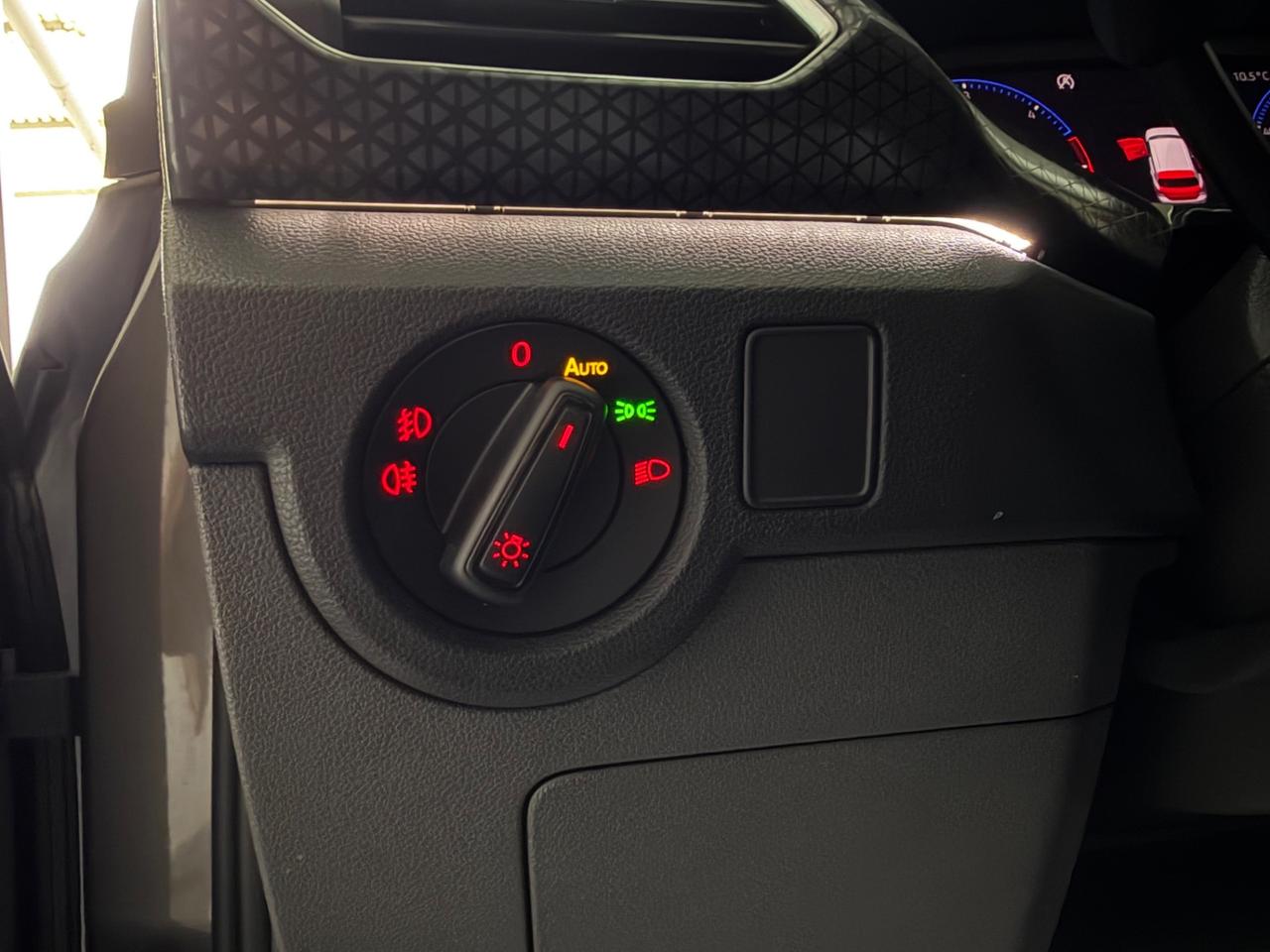 Volkswagen T-Cross 1.6 TDI 95cv VIRTUAL COCKPIT FULL