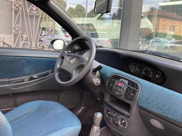 LANCIA Y 1.2i 16V cat LE