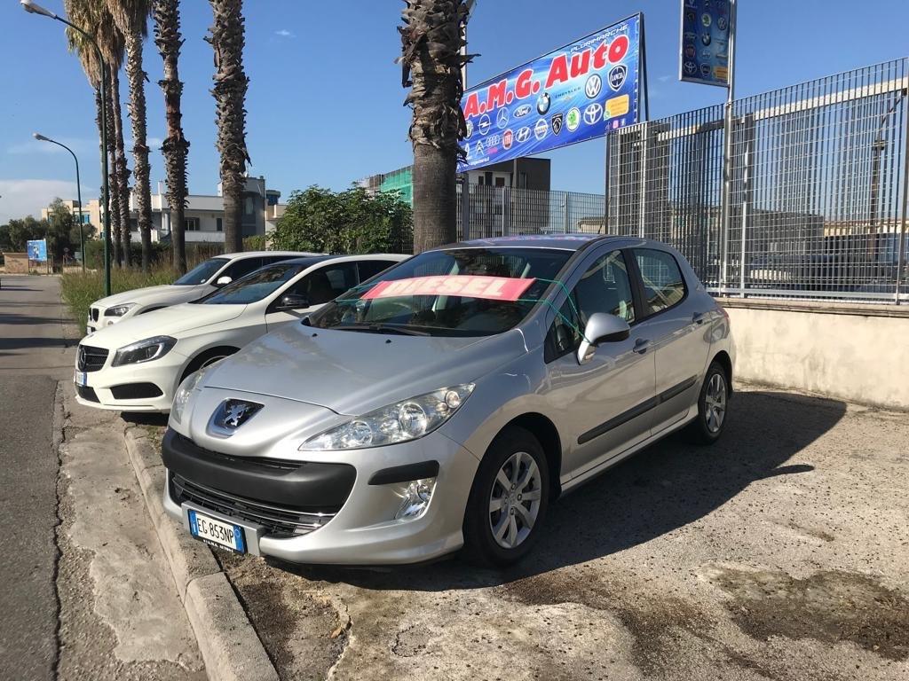 Peugeot 308 1.6 8V HDi 93CV 5p. Active auto pari al nuovo