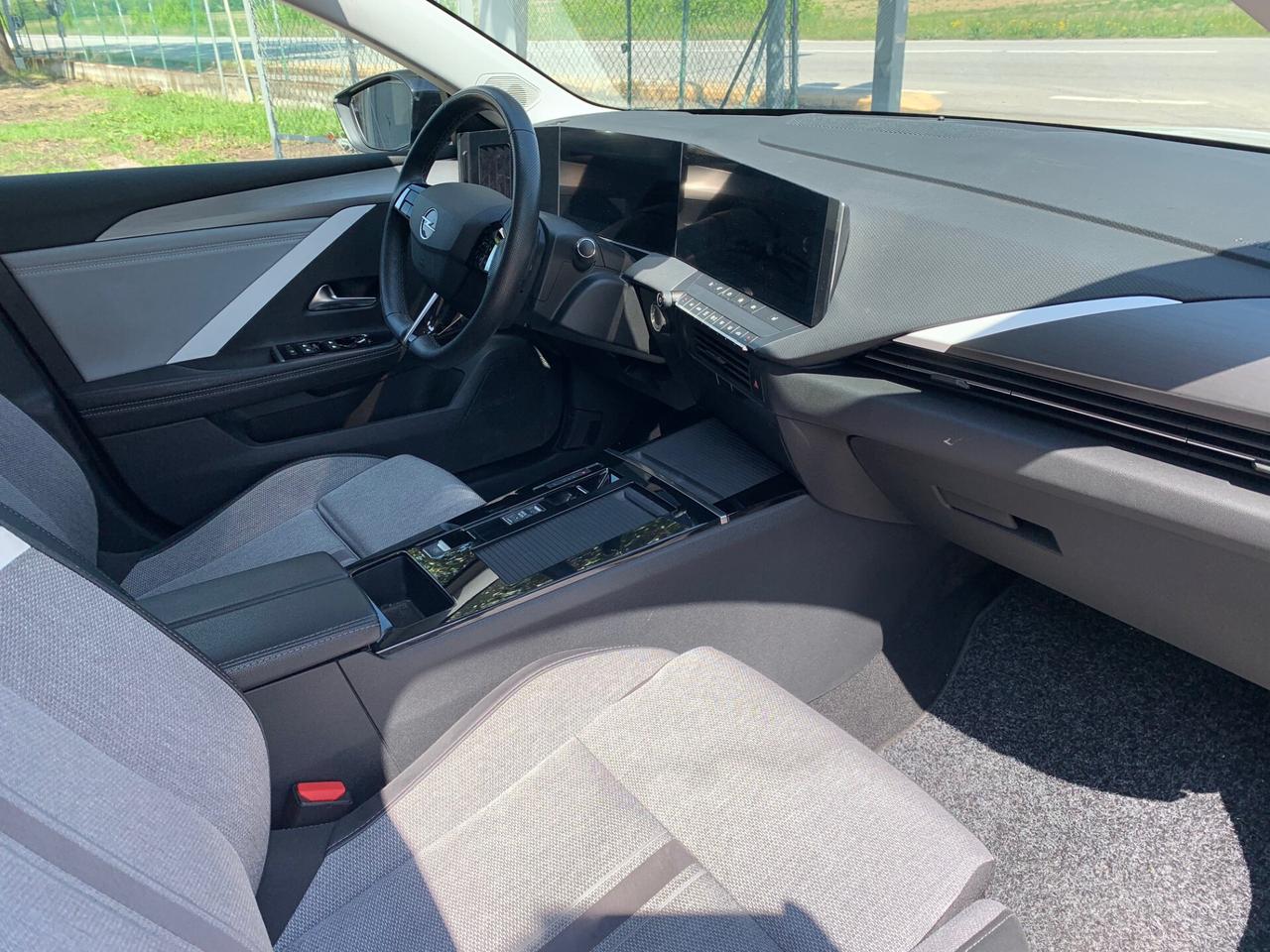 Opel Astra 1.5 T Diesel 130 CV AT8 Sports Tourer Business Elegance