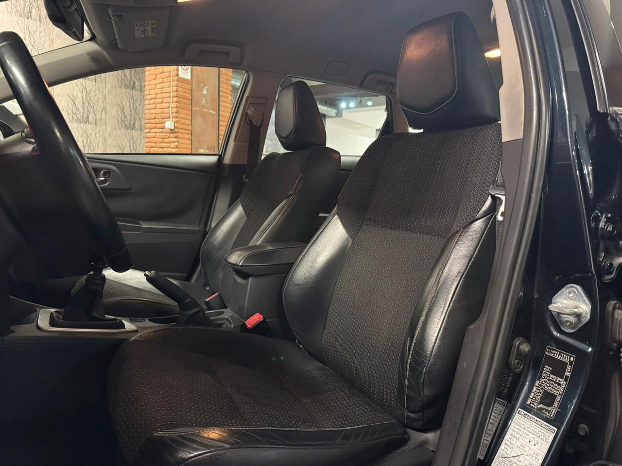 Toyota Auris Touring Sports 1.4 D-4D Lounge