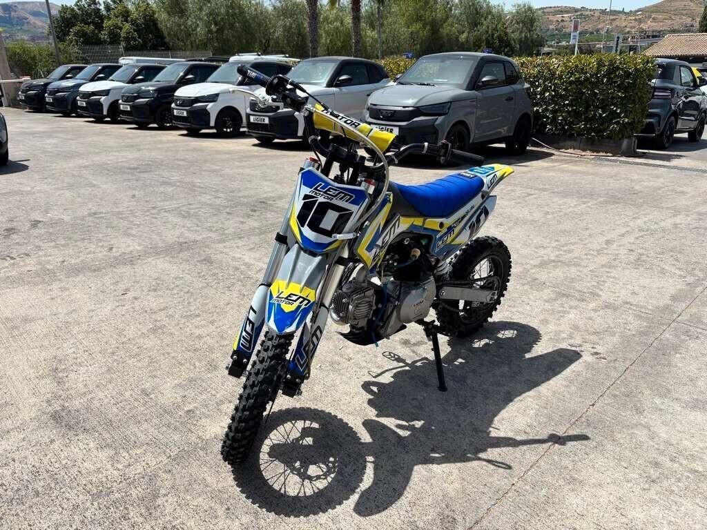 Lem Pitbike CRZ 110 KM 0 Tua a solo 11 Euro al mese