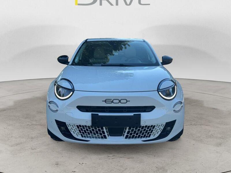 FIAT 600 Hybrid 100 CV DCT MHEV La Prima "BIANCO"