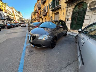 Lancia Ypsilon 1.2 69 CV Elefantino NEOPATENTATI FINANZIABILE