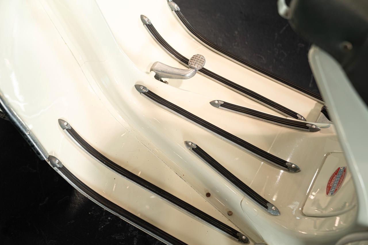 VESPA VN2 - T 125 "FARO BASSO " - 1961