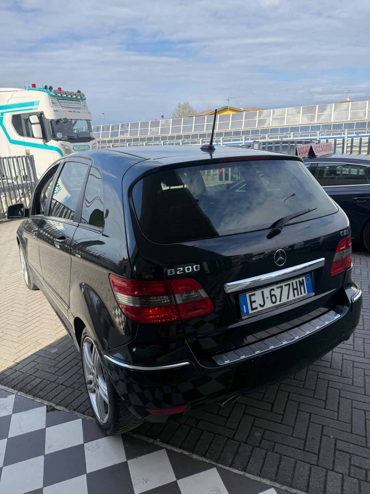 Mercedes-benz B 200 CDI Premium