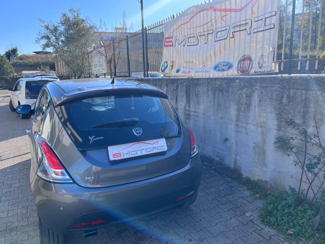 Lancia Ypsilon 1.3 MJT 16V 95 CV 5 porte S&S Gold Blockshaft