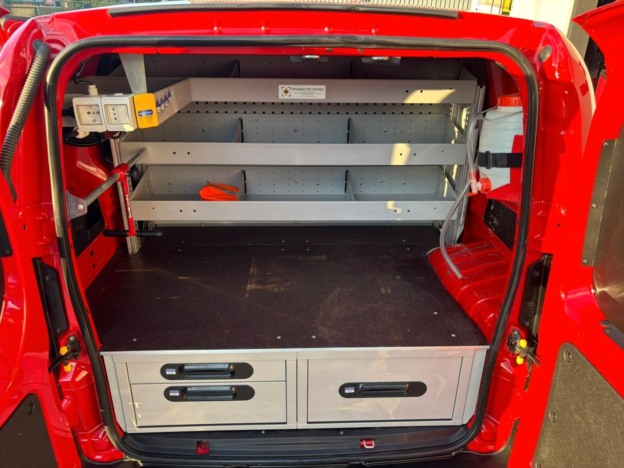 Fiat Fiorino 1.3 MJT ADVENTURE 95CV