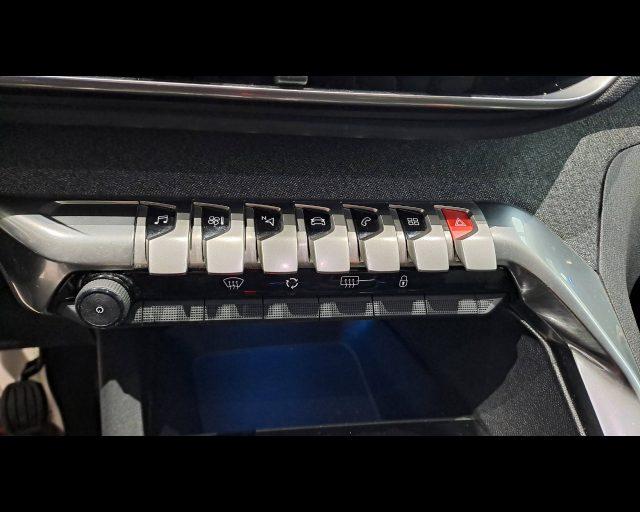 PEUGEOT 3008 1.6 bluehdi Business s&s 120cv