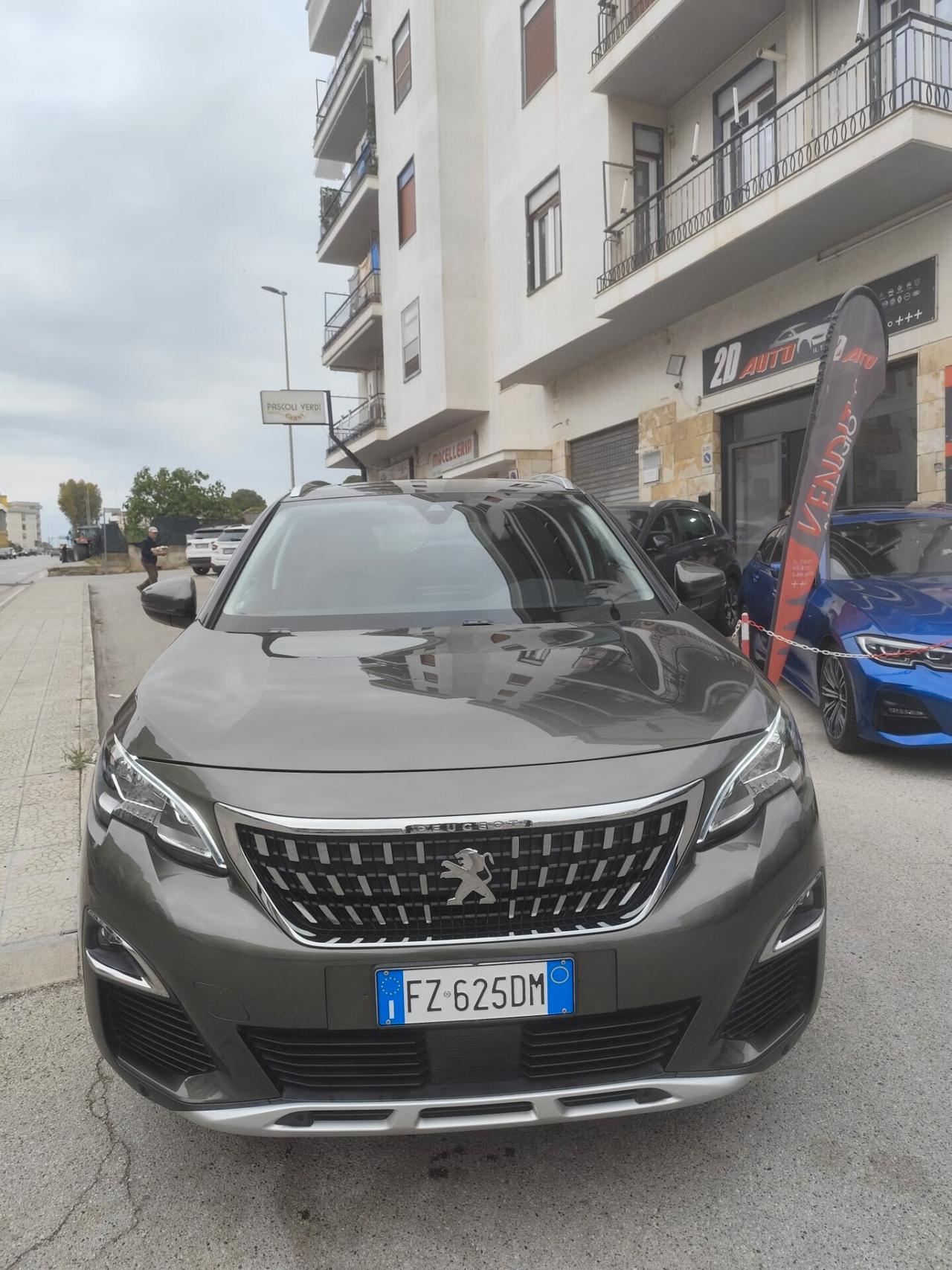 Peugeot 3008 BlueHDi Allure * Navi * Pelle * Garantita 12 Mesi