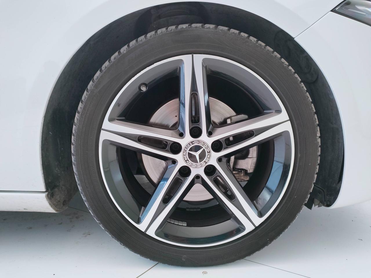 Mercedes-Benz Classe A - W177 2018 - A 180 d Sport Night edition auto