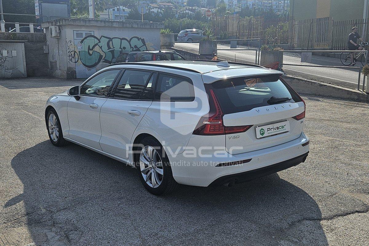 VOLVO V60 B4 (d) Geartronic Momentum Business
