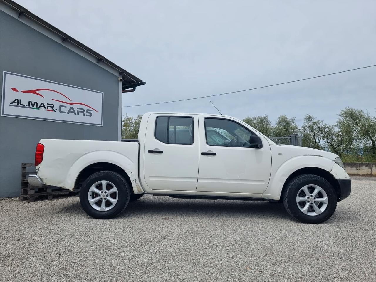 Nissan Navara 2.5 dCi 4 porte Double Cab LE