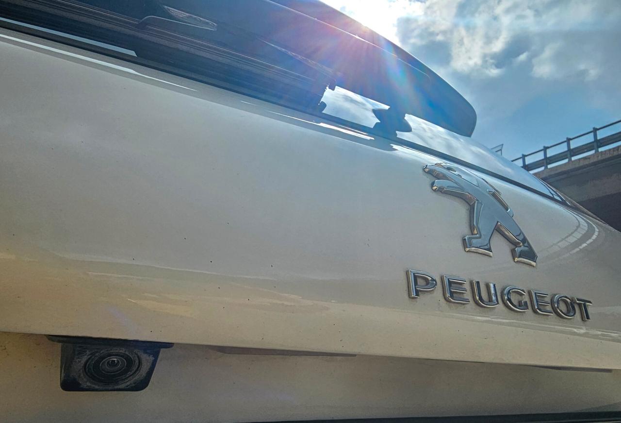 Peugeot 2008 PureTech Turbo 110 S&S GT Line
