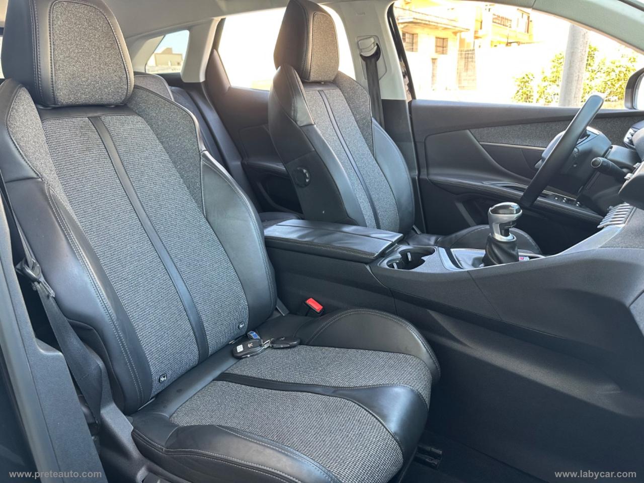 PEUGEOT 3008 BlueHDi 130 S&S Allure