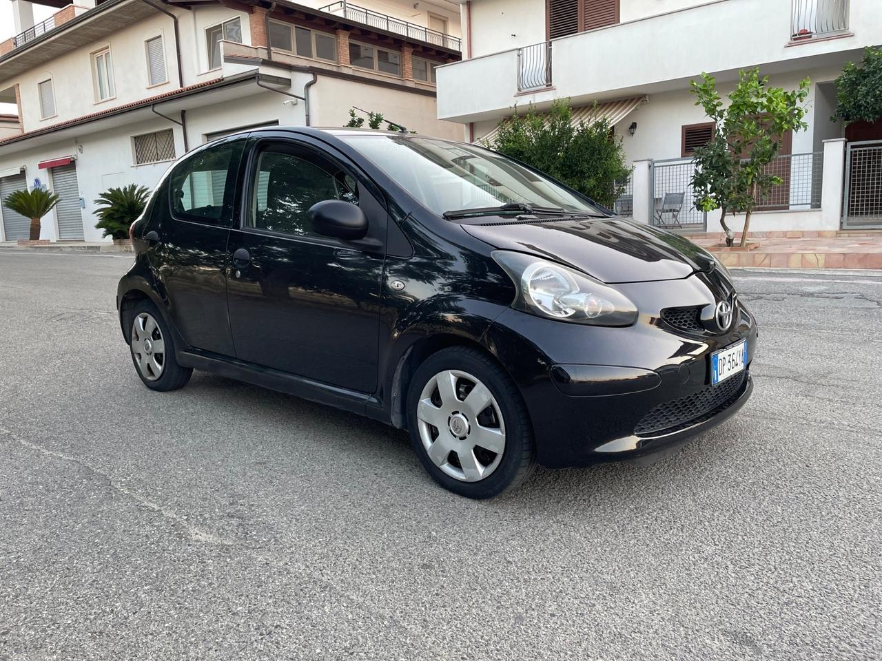 Toyota Aygo 1.0 68 CV - 5 porte