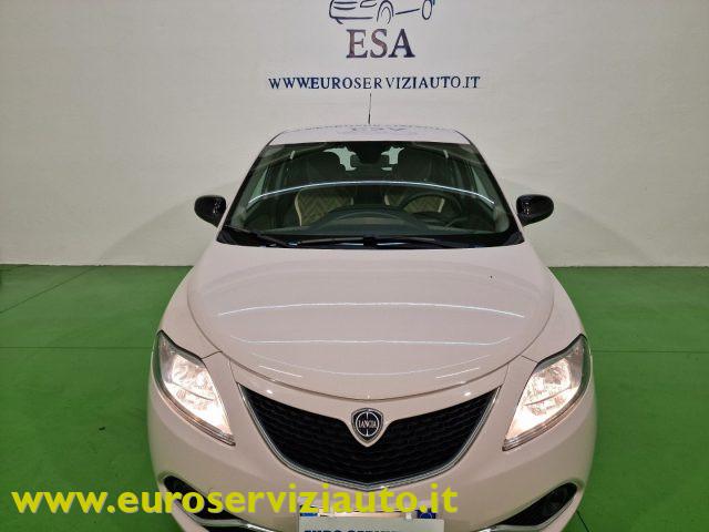 LANCIA Ypsilon 1.2 69 CV 5 porte Platinum