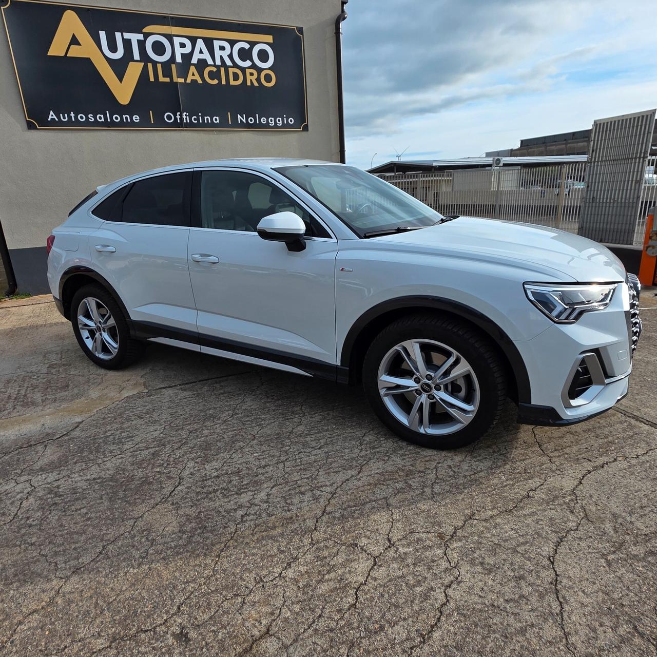 Audi Q3 SPB 40 TDI 193 CV quattro S tronic Sline edition IVA Esposta