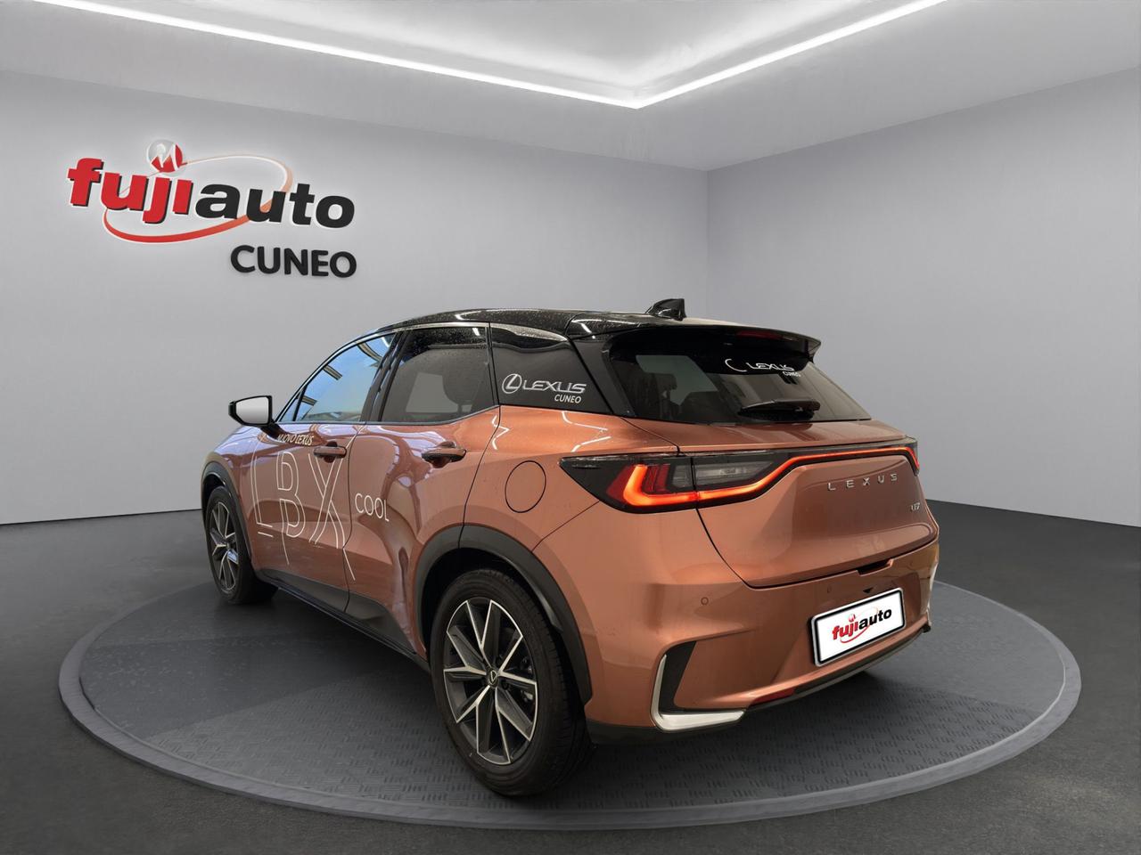 Lexus LBX 1.5 hybrid Cool 4wd