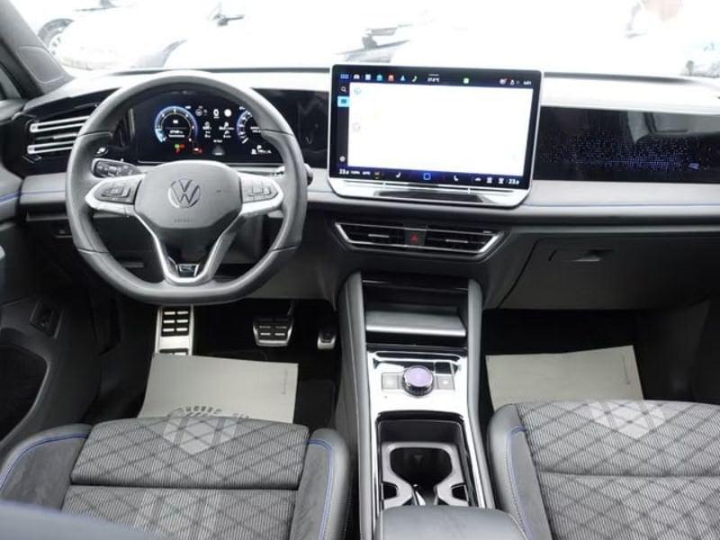 Volkswagen Tiguan Volkswagen Tiguan 2.0 TDI 4Motion 193cv DSG R-Line Plus Black Style MATRIX GANCIO CAMERA