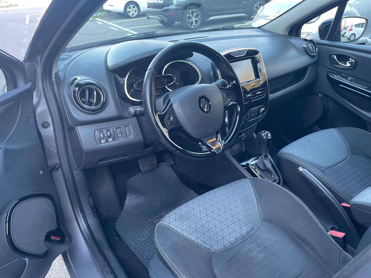 Renault Clio Sporter 1.5 dCi 8V 90CV *Automatik*Navi*