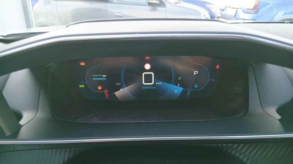 Peugeot 2008 1.5 BlueHDi Allure Pack EAT