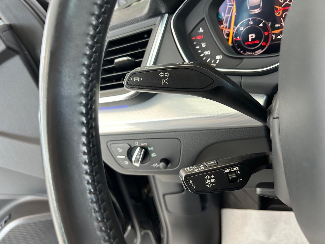 Audi Q5 40 TDI quattro S tronic Business Sport