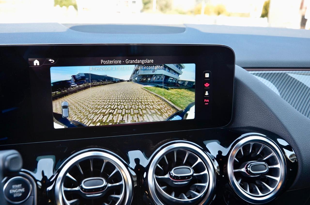 MERCEDES GLA 200d PREMIUM PLUS AMG LINE RESTYLING 150cv AUTO, UNICOPROPRIETARIO, SERVICE MERCEDES, UFF ITALIANA, FULL LED, RETROCAMERA, PERMUTE