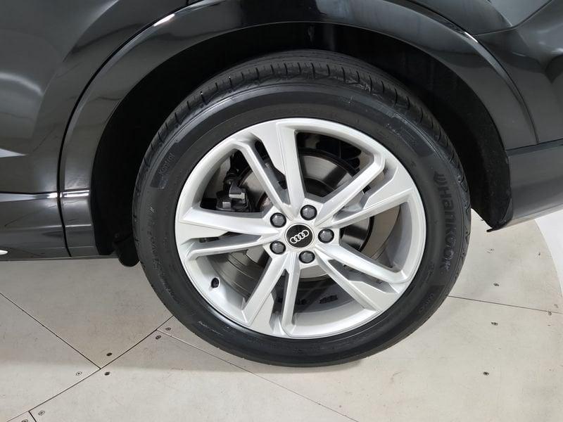 Audi Q3 I 2019 Sportback Diesel Sportback 40 2.0 tdi S line edition quattro 200