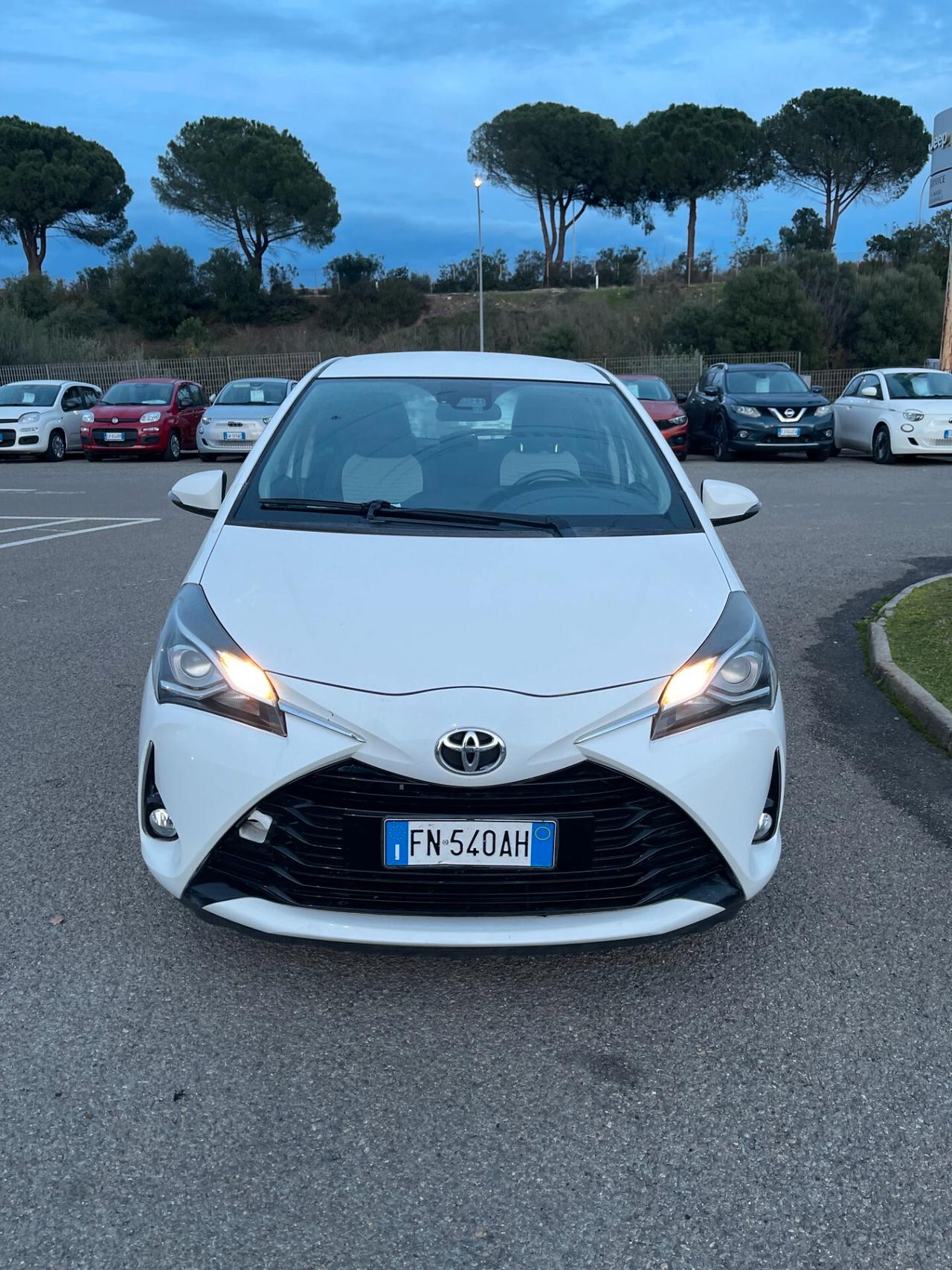 Toyota Yaris 1.0 5 porte Active