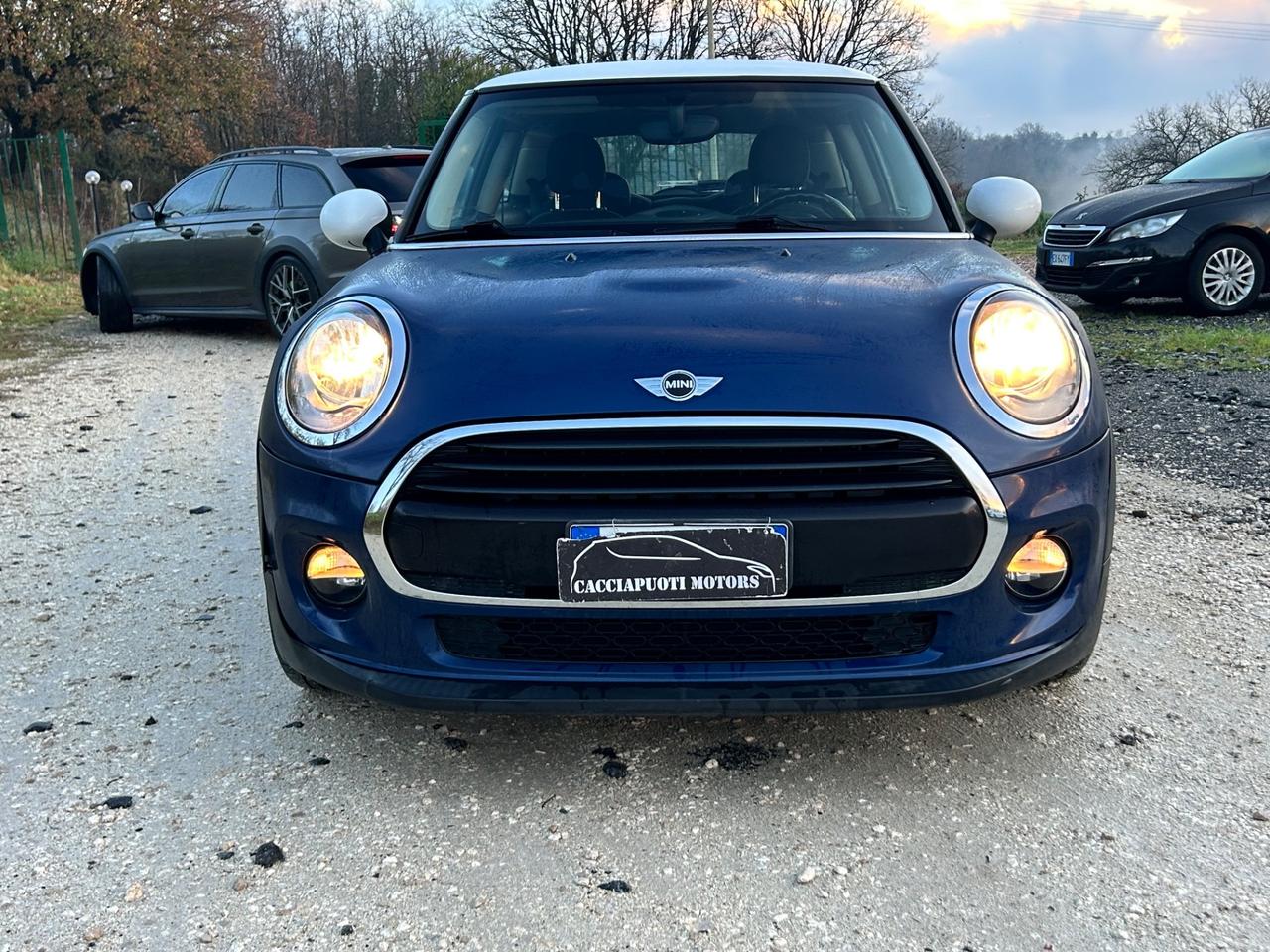 Mini 1.5 Cooper D Business accettiamo permute neopatentato