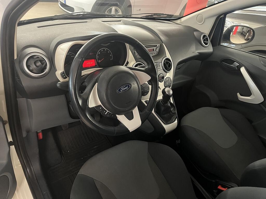 Ford Ka 1.2 Titanium 96PS