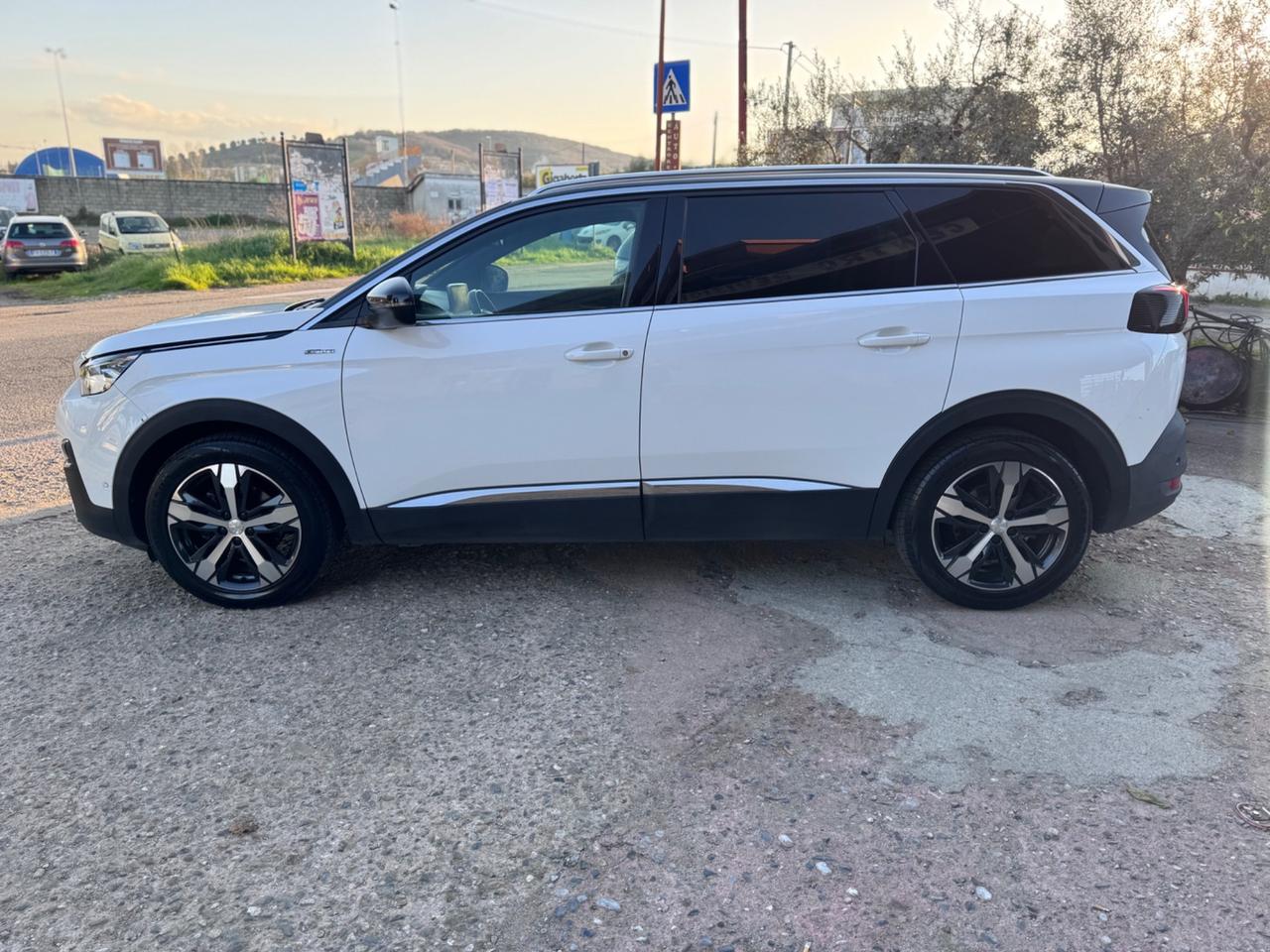 Peugeot 5008 BlueHDi 120 S&S GT Line 7 POSTI