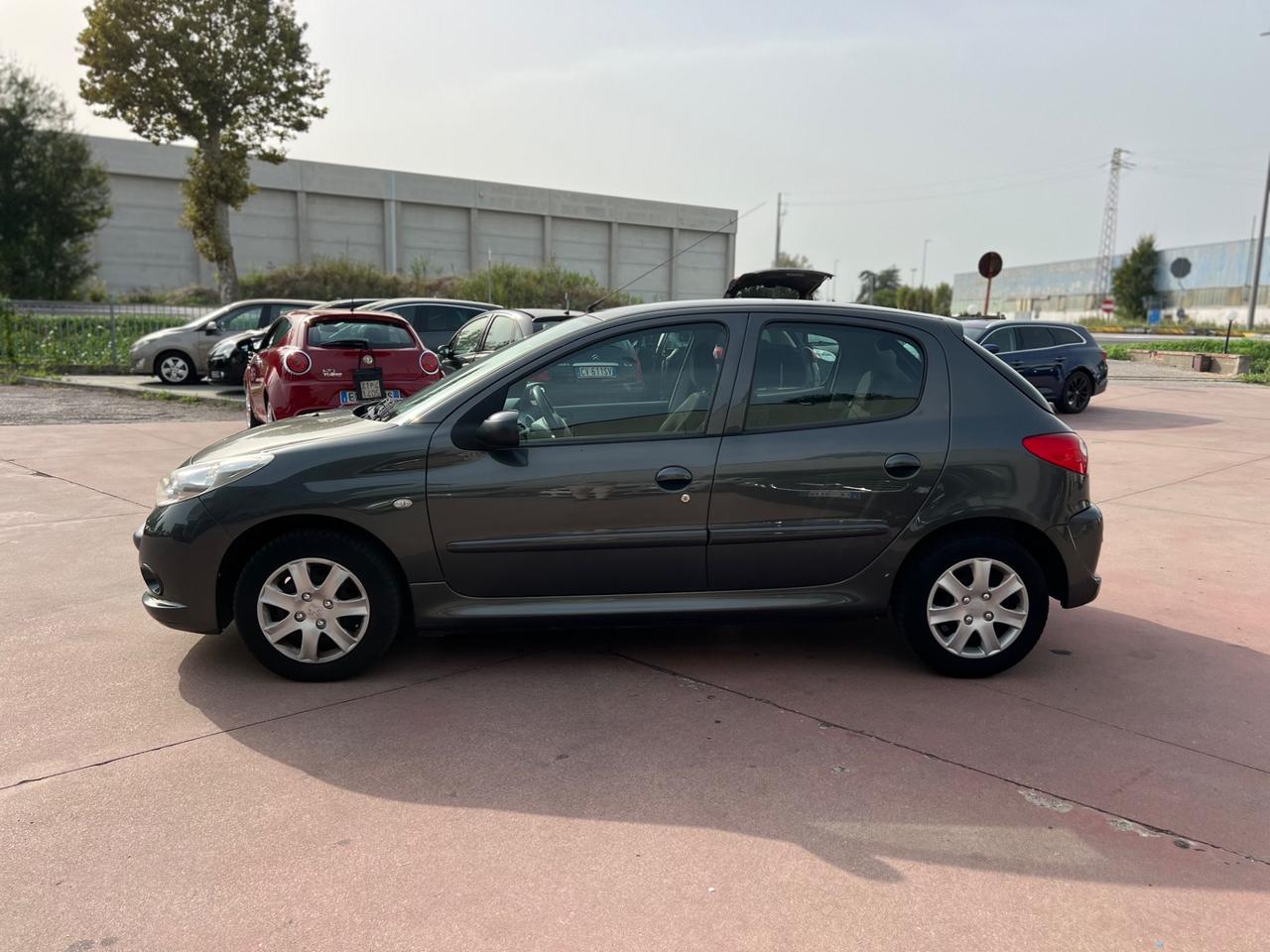 Peugeot 206 Plus 1.1 60CV 5p. Urban