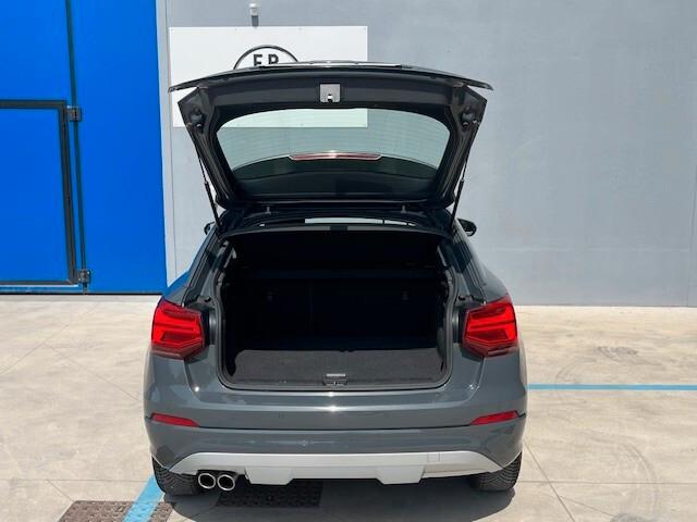 Audi Q2 35 TFSI S tronic Business Design