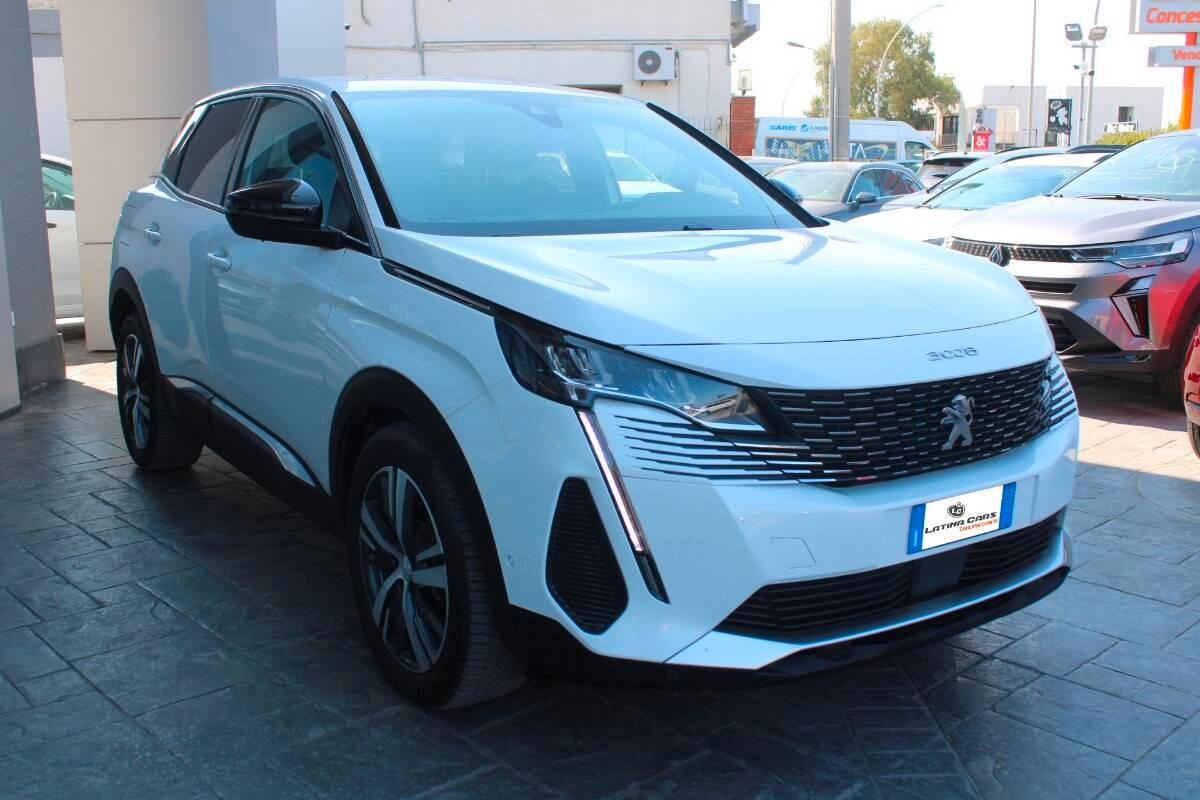 Peugeot 3008 II 1.5 bluehdi Allure Pack s&s 130cv AUTO con CarPlay