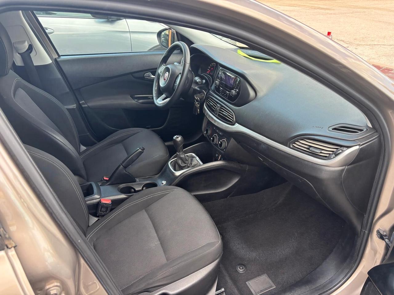 Fiat Tipo 1.3 Mjt 4 porte Easy