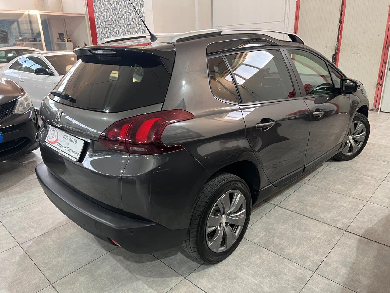 Peugeot 2008 1.6 100 CV - Black Matt - 2018
