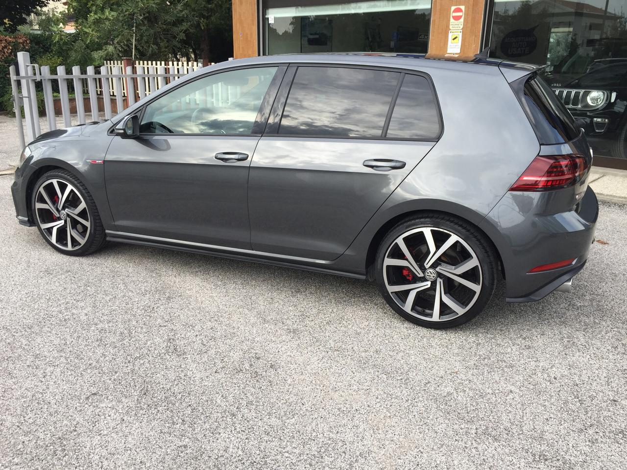 Volkswagen Golf GTI Performance 2.0 245 CV TSI DSG 5p. BMT