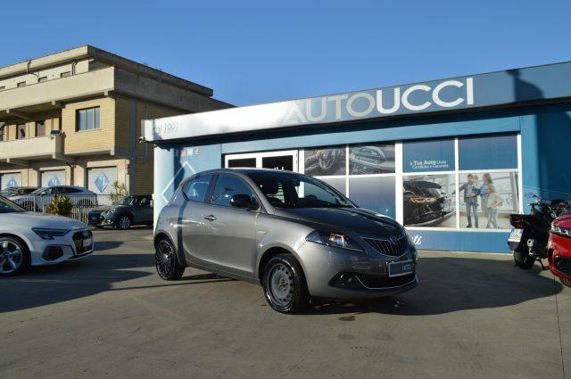 LANCIA Ypsilon 1.0 FireFly 5 porte S&S Hybrid Silver