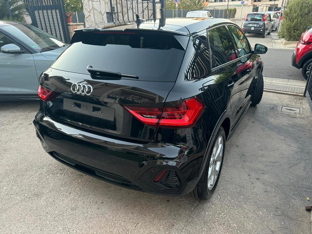 Audi A1 SPB 30 TFSI S tronic Identity Black ALLSTREET IVA ESPOSTA