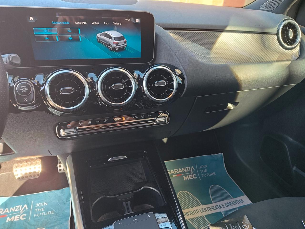 MERCEDES CLASSE B 200D 2.0 150 CV AMG LINE NIGHT EDIT.