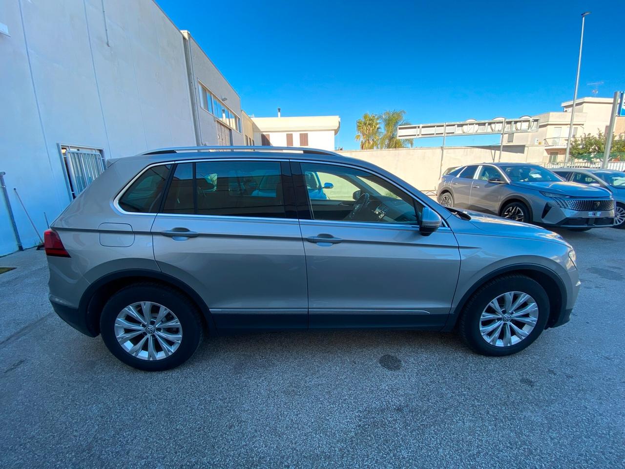 Volkswagen Tiguan 1.6 TDI SCR Sport BlueMotion | 2020