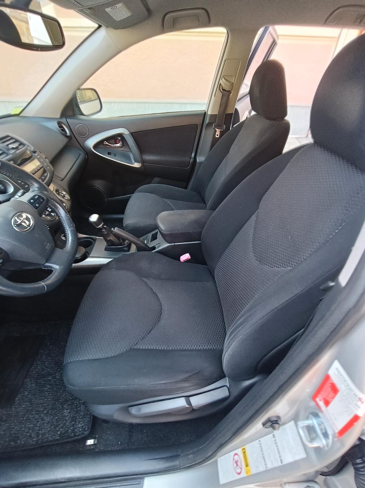 Toyota RAV 4 RAV4 Crossover 2.2 D-4D 150 CV DPF Luxury