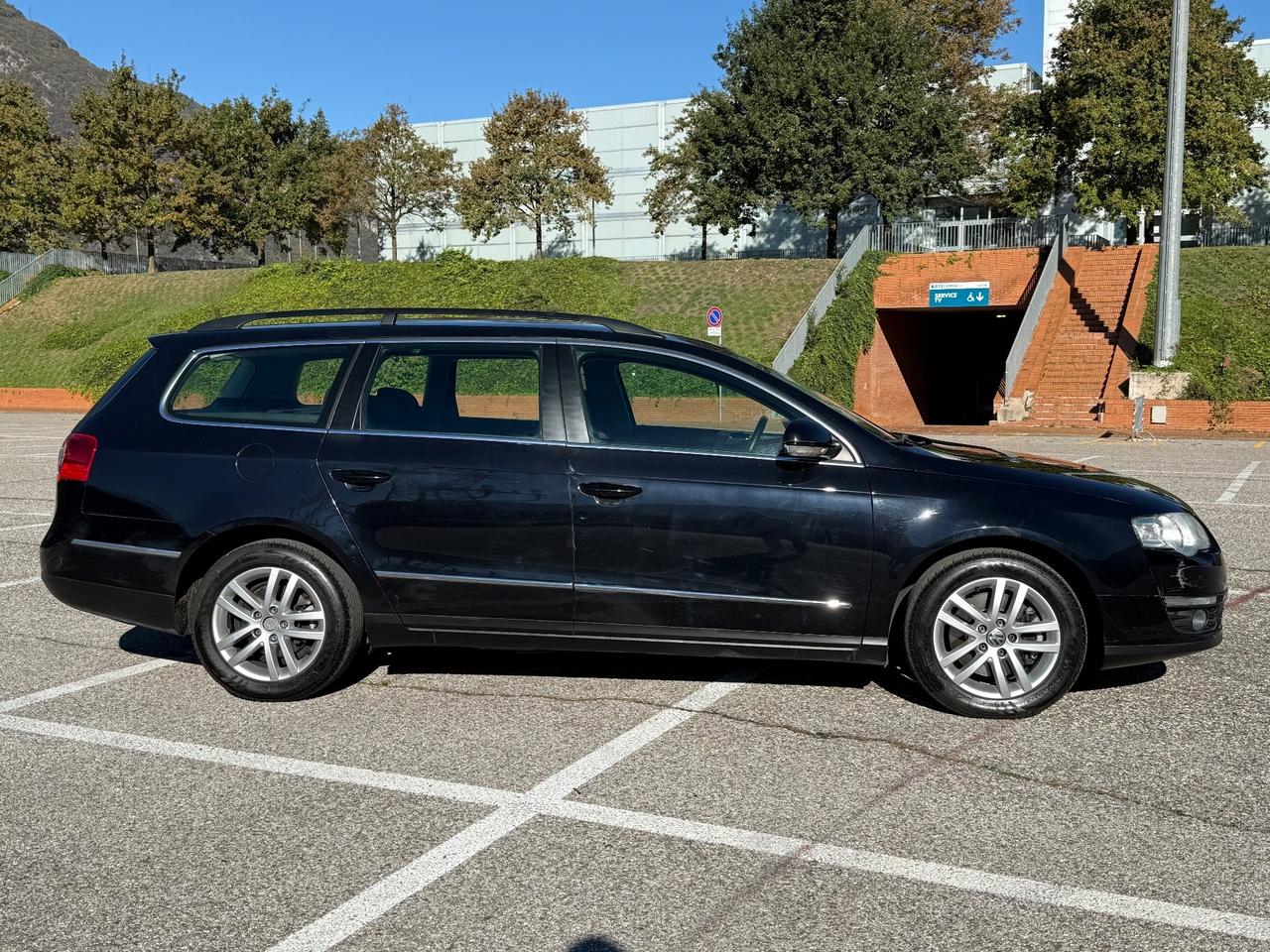 Volkswagen Passat 2.0 TDI DPF Highline EURO 5b