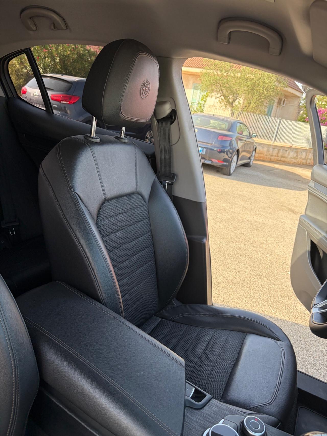 Alfa Romeo Stelvio 190 CV AT8 Q4 Executive