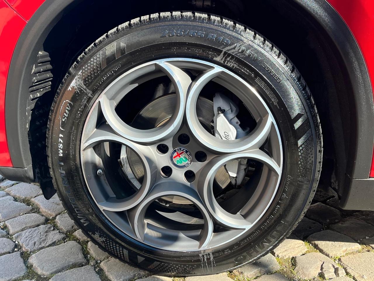 Alfa Romeo Stelvio 2.2 Turbodiesel 210 CV AT8 Q4 Super