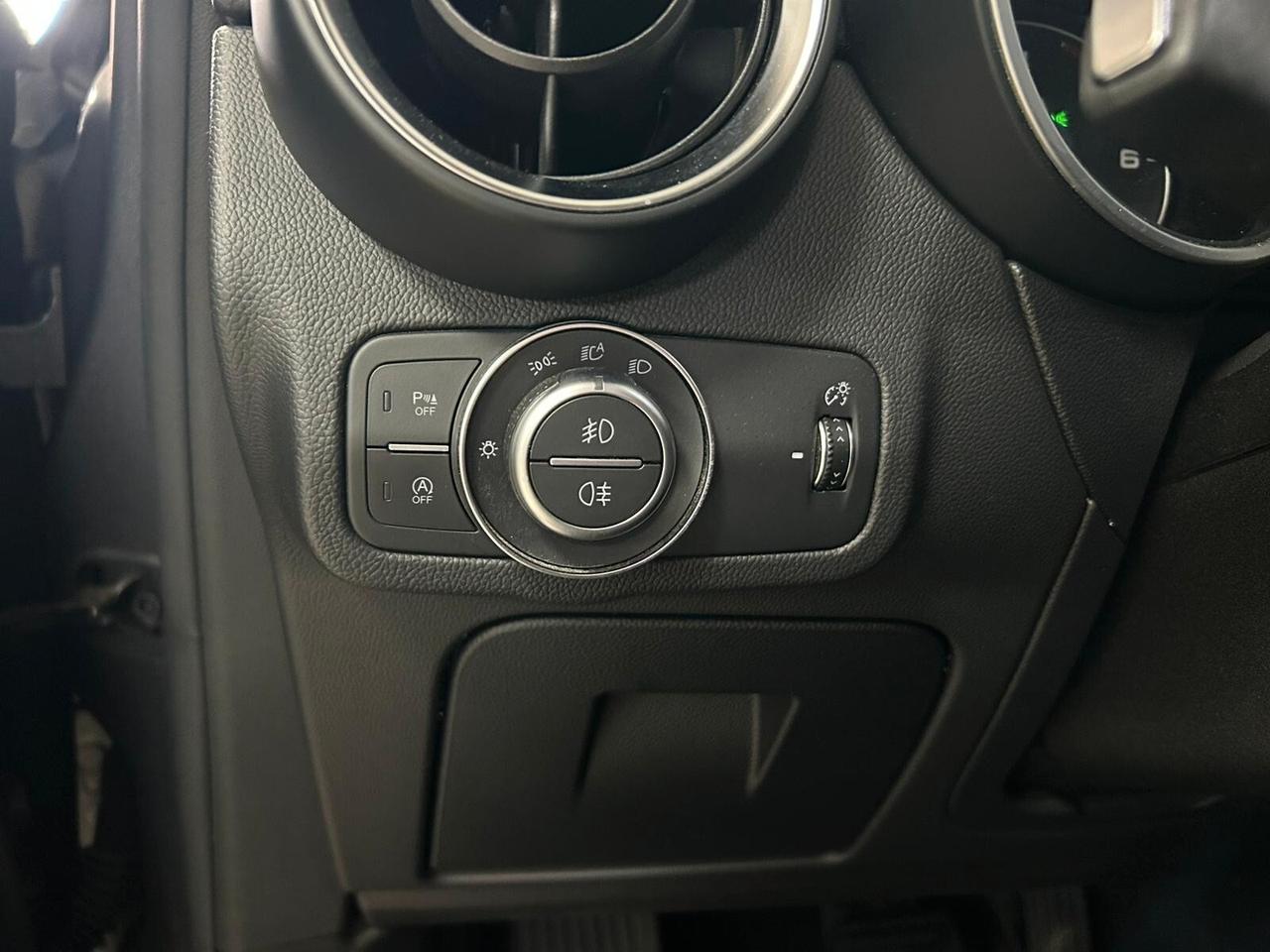 Alfa Romeo Stelvio 2.2 Turbodiesel 150 CV AT8 RWD Business